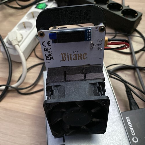 Bitaxe black gt800 5th 60w - gt800,