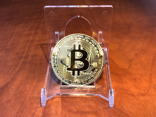 Bitcoin münze gold - ₿₿,